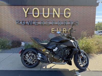 2025 Ducati Diavel V4