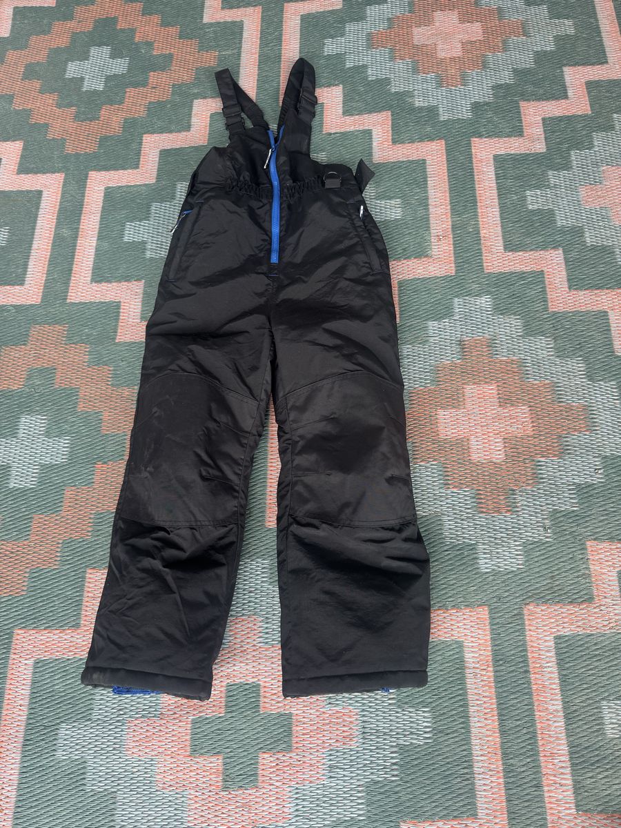 Amazon Essentials Kids Snow Bib Overalls Black M8