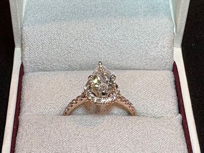 1.24 Carats Pear Shape Natural Diamond, 14K Rose Gold Band w/Diamonds