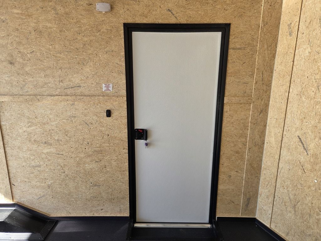 Main image 33