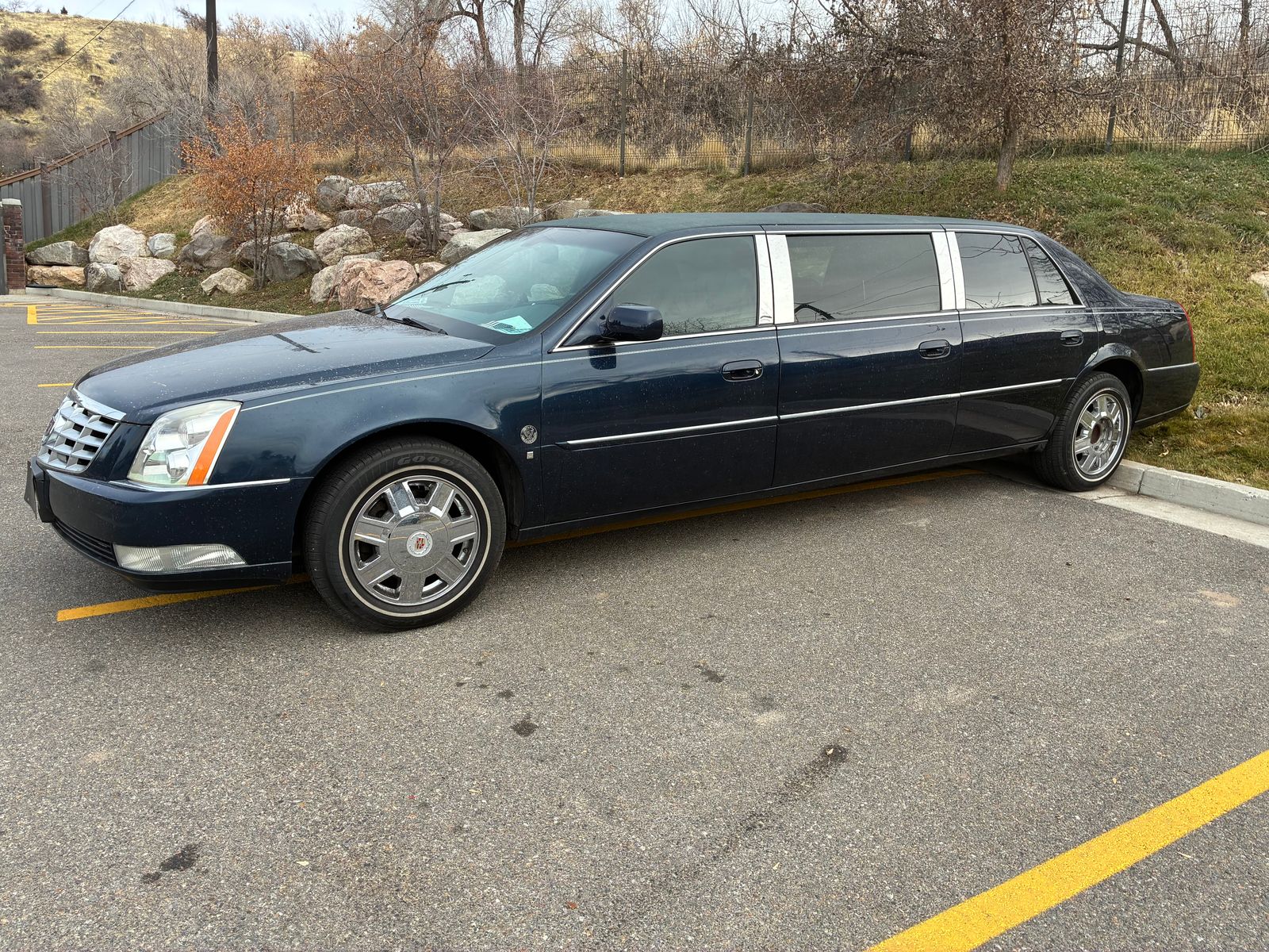 2008 Cadillac DTS Limousine