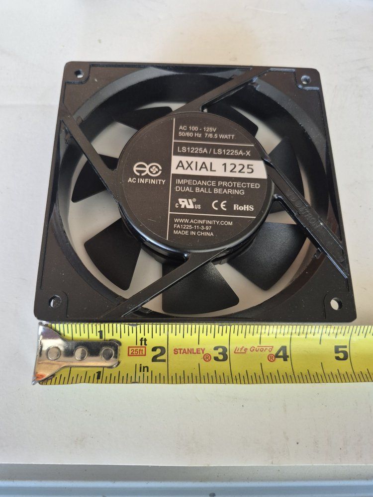 Main image 3