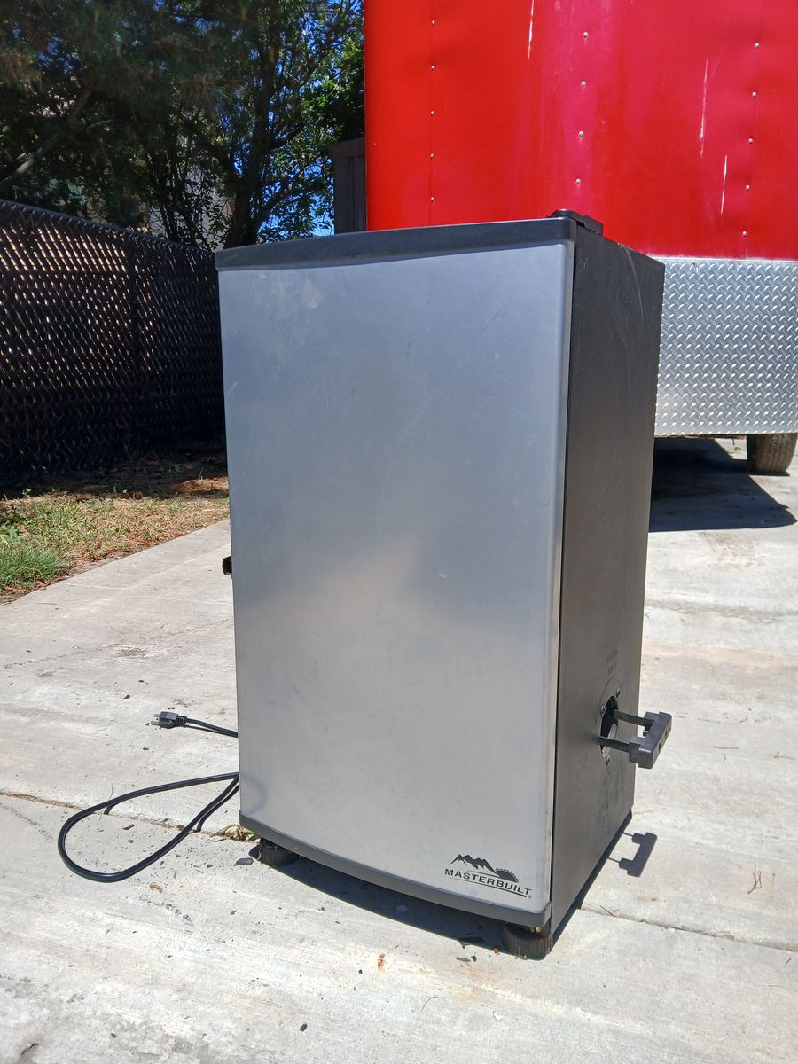 Electric Smoker