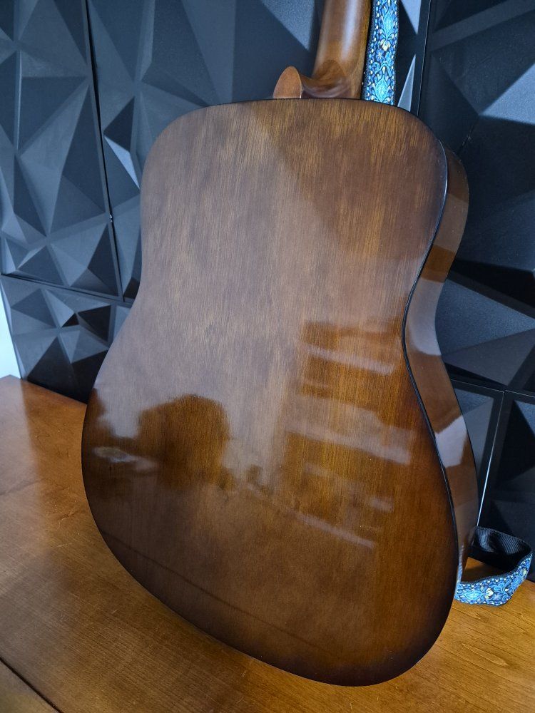 Main image 6