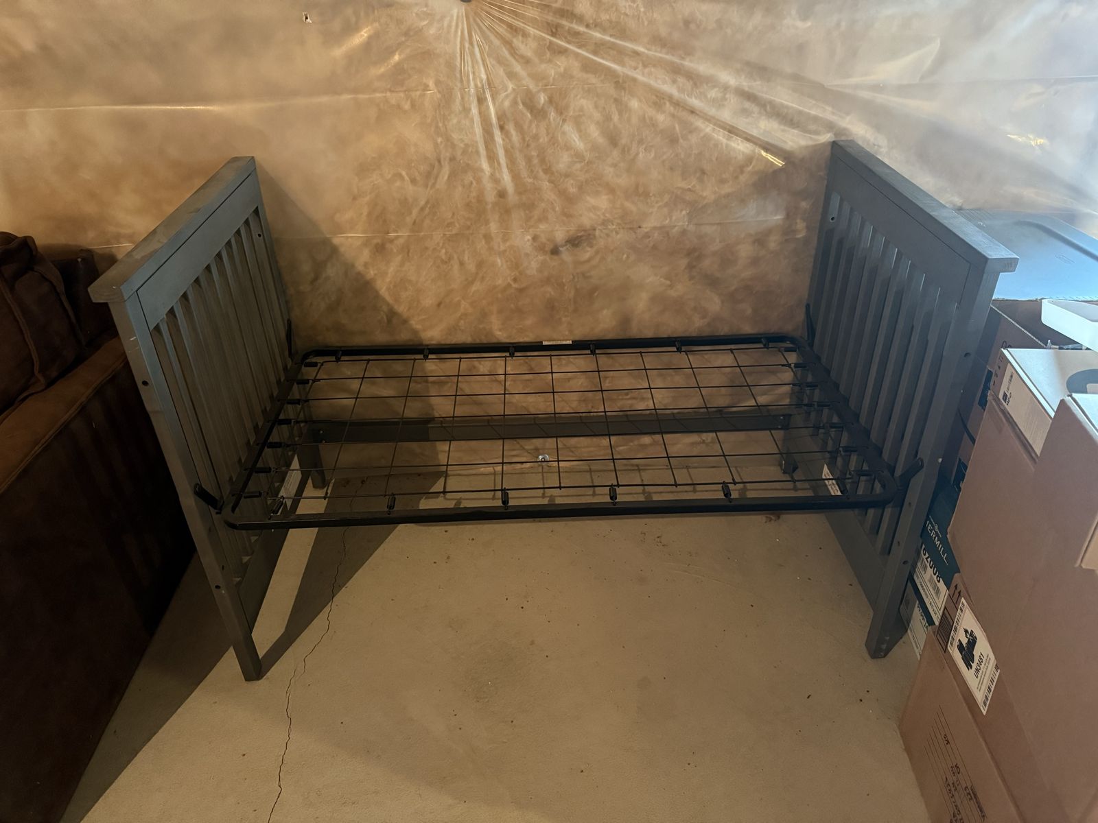 Full bed / or crib bed bedroom set