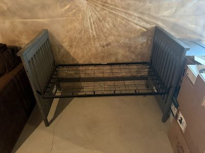 Full bed / or crib bed bedroom set