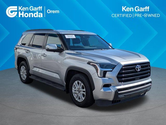 2025 Toyota Sequoia SR5
