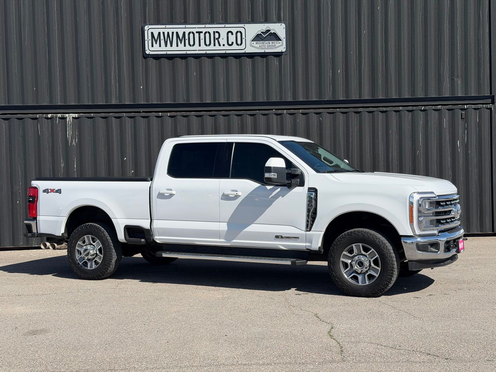 2023 Ford F-350 Lariat