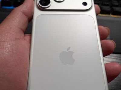 unlocked iPhone 17 pro max 256 gb OBO