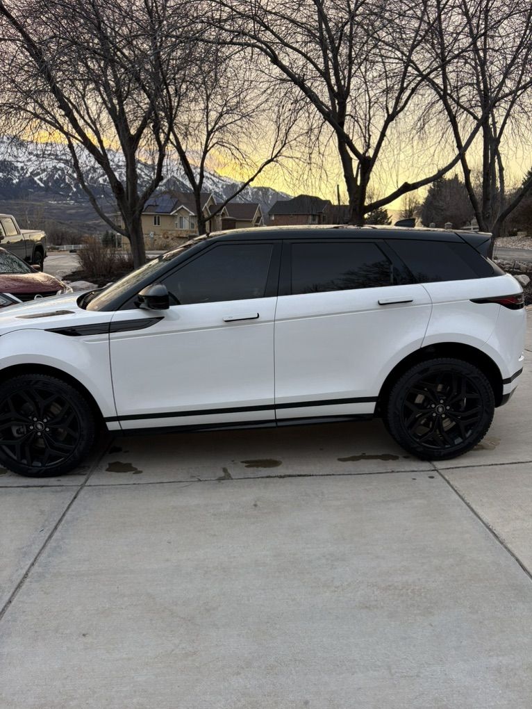 2022 Range Rover Evoque R-Dynamic