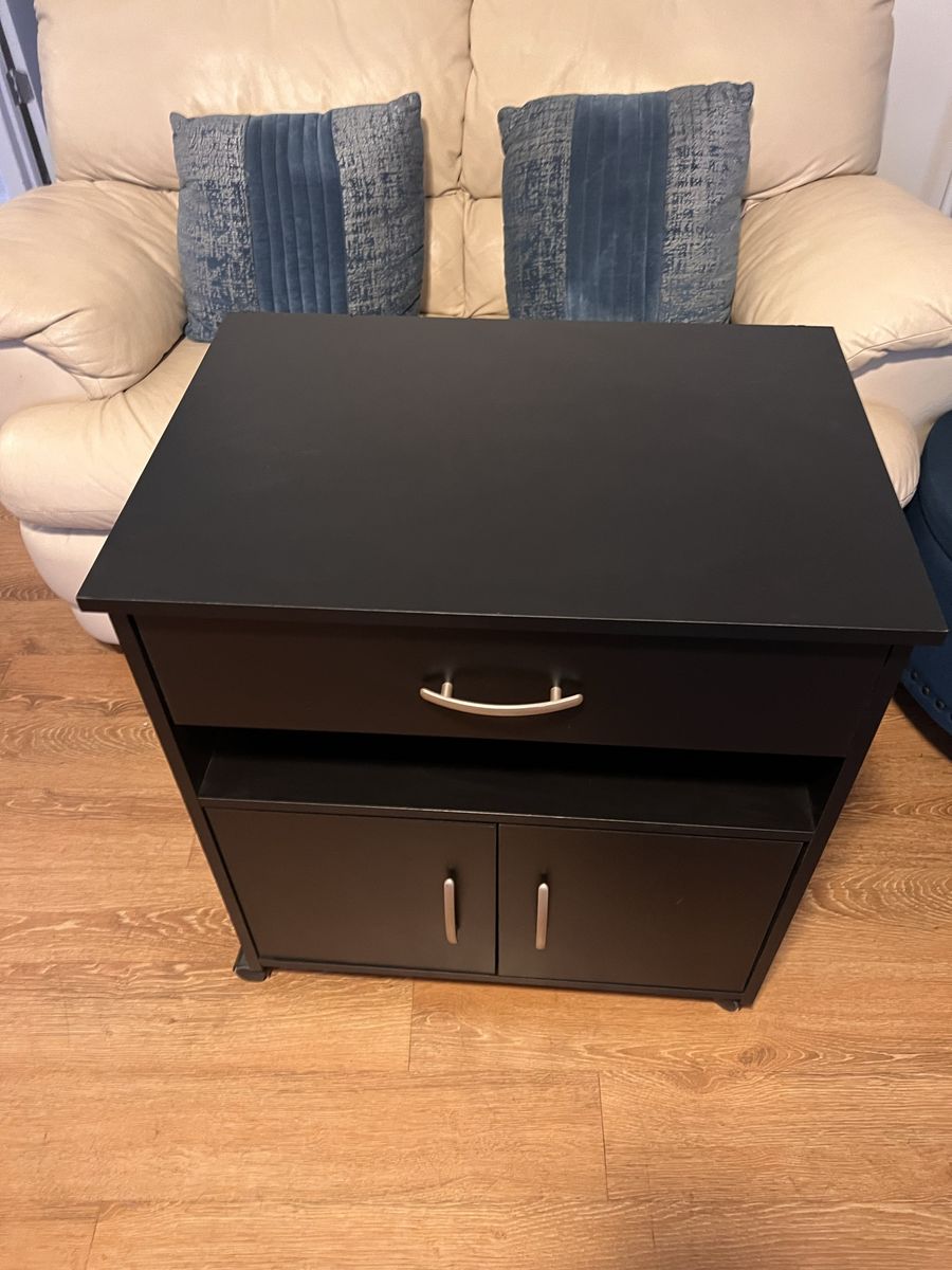 Cabinet on wheels