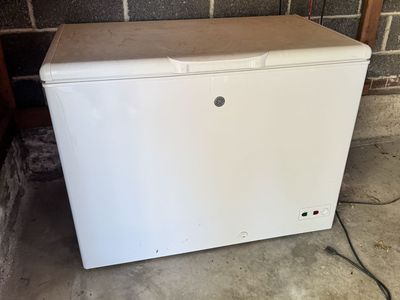 GE Chest Freezer