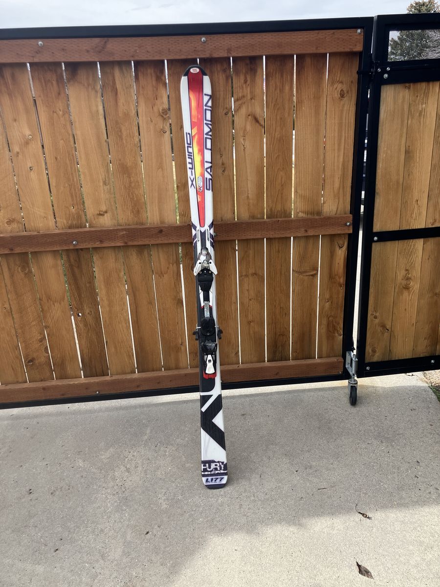 Salomon xwing skis
