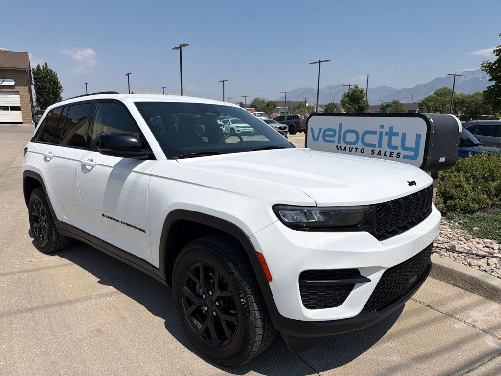2024 Jeep Grand Cherokee Altitude