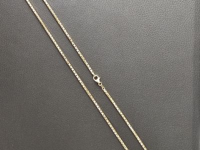 For Sale: 14K Gold Box Necklace Solid 14K Yellow Gold 26 Inches | 28 Grams Classic Box Link
