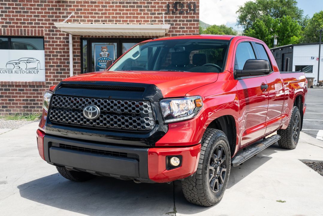 2019 Toyota Tundra SR5 — rebuilt & branded title, 8% below market