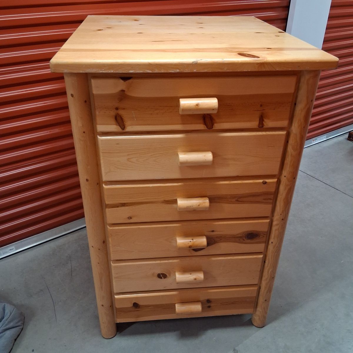 Large Pine Dresser
