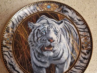 1998 Tony Gibbs White Tiger Collector Plate - Bradford Exchange "Tiger by the Lake"
