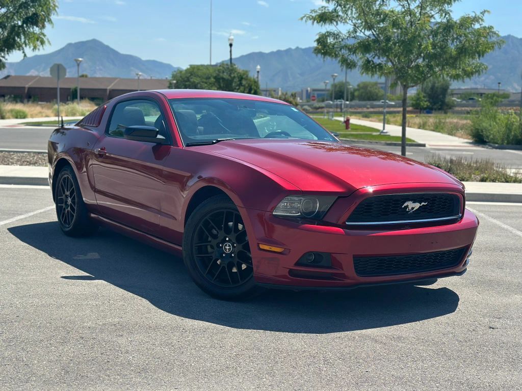 2014 Ford Mustang V6
