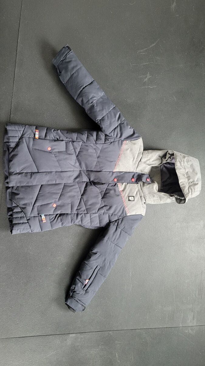 Girls Orage ski jacket Medium (10)