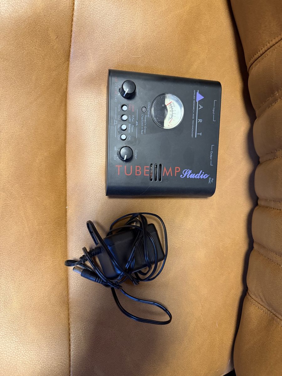 ART Tube MP Studio Microphone Preamplifier with VU Meter and Power Supply