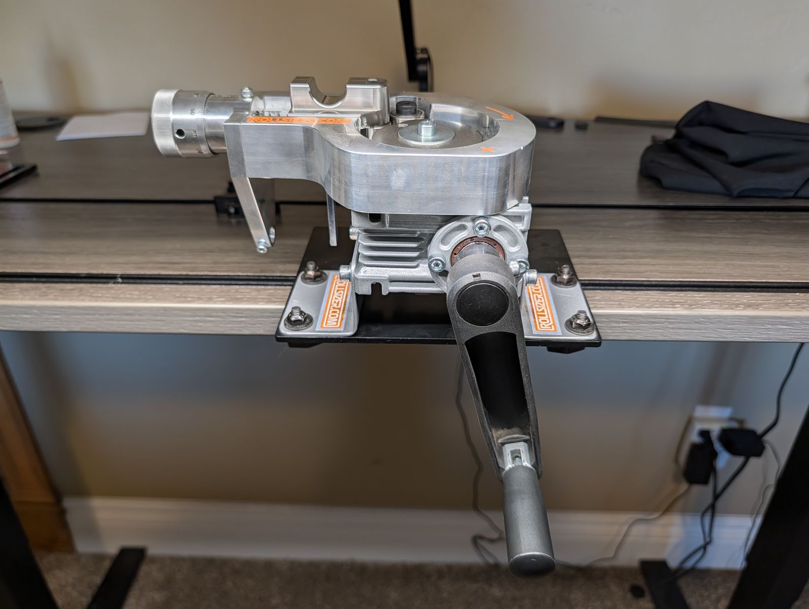 Universal Roll Sizer