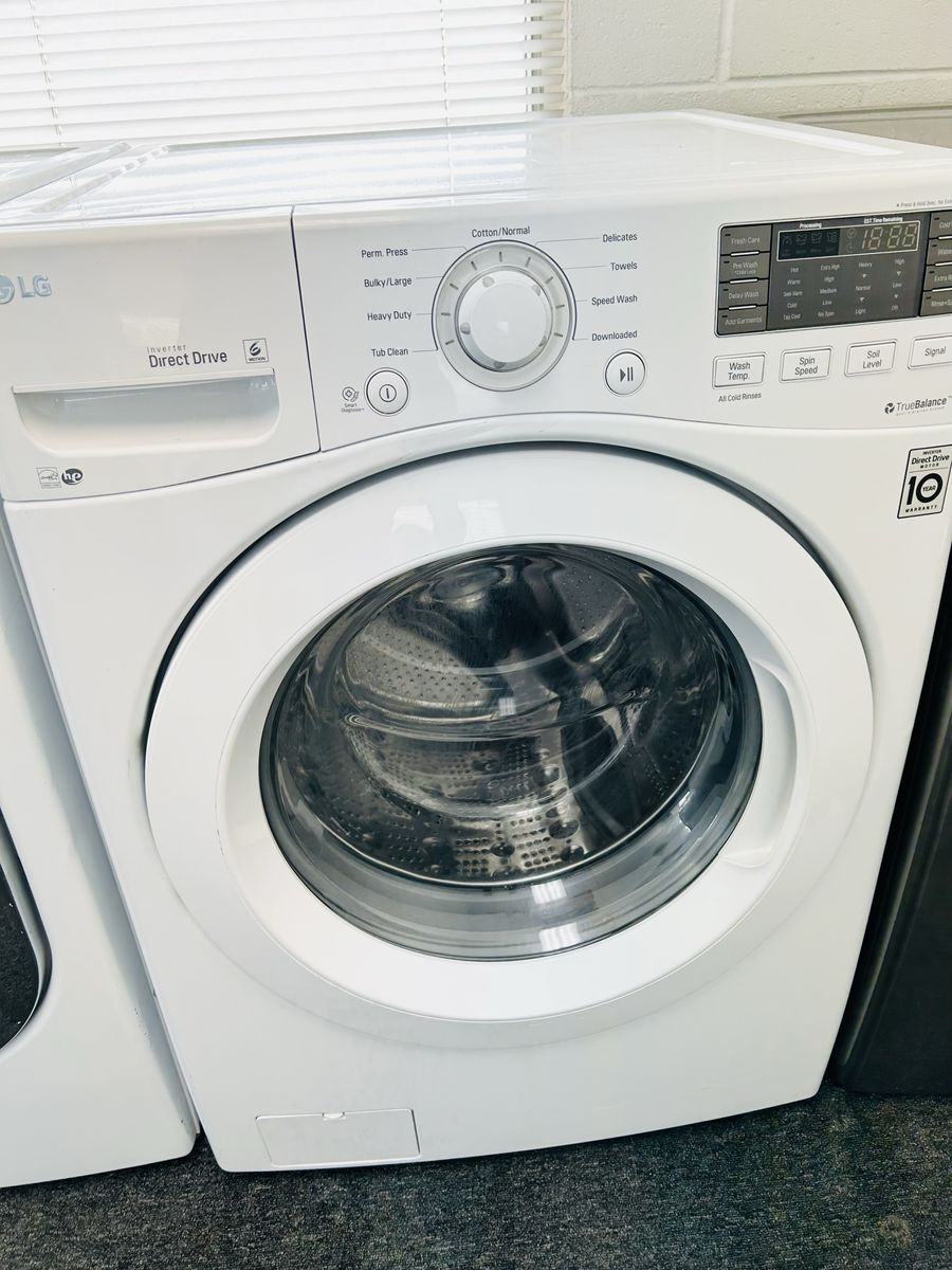 LG 4.5 cu ft capacity washing machine 