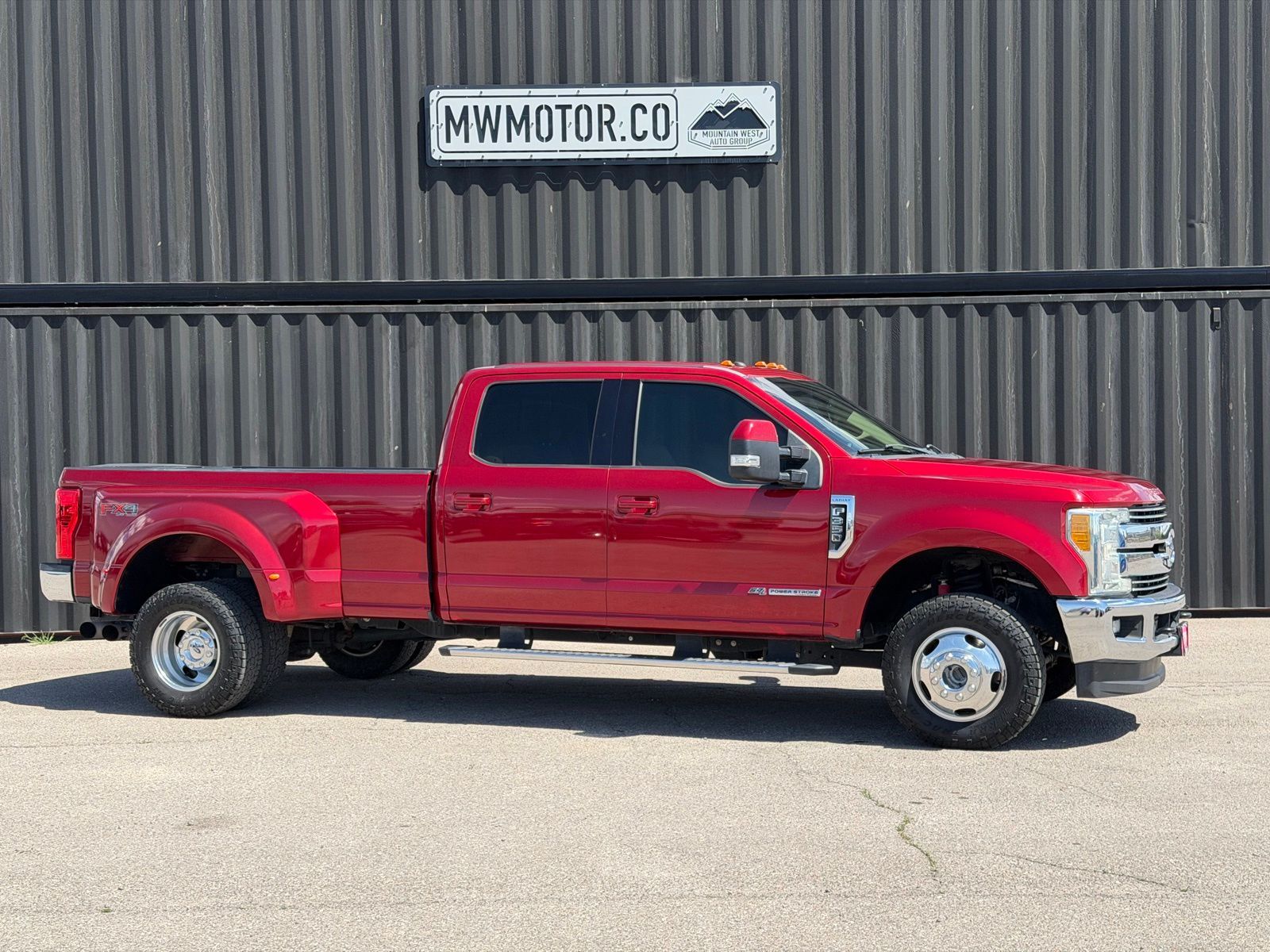 2017 Ford F-350 Lariat