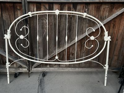 Vintage White Metal Oval Headboard & Footboard Set - Ornate Floral Scrollwork, Queen size