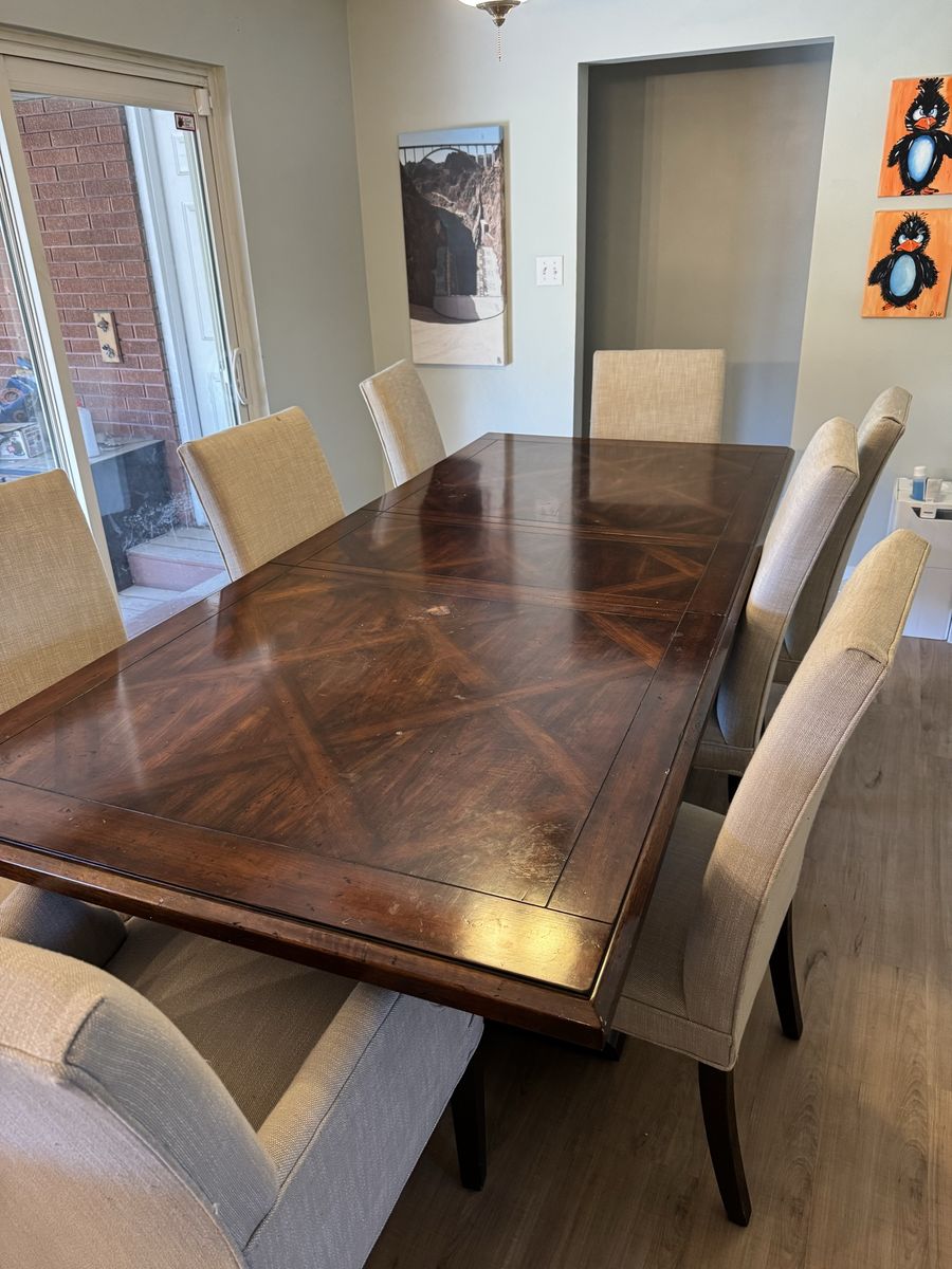 Large Wooden Dining Table with Upholstered Chairs and 2x leaves