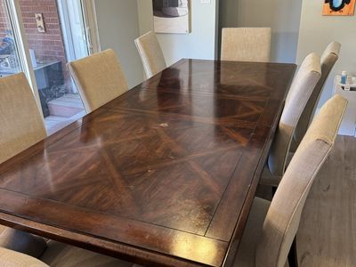 Large Wooden Dining Table with Upholstered Chairs and 2x leaves