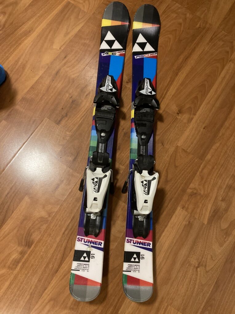 Fischer Stunner 91cm with adjustable bindings