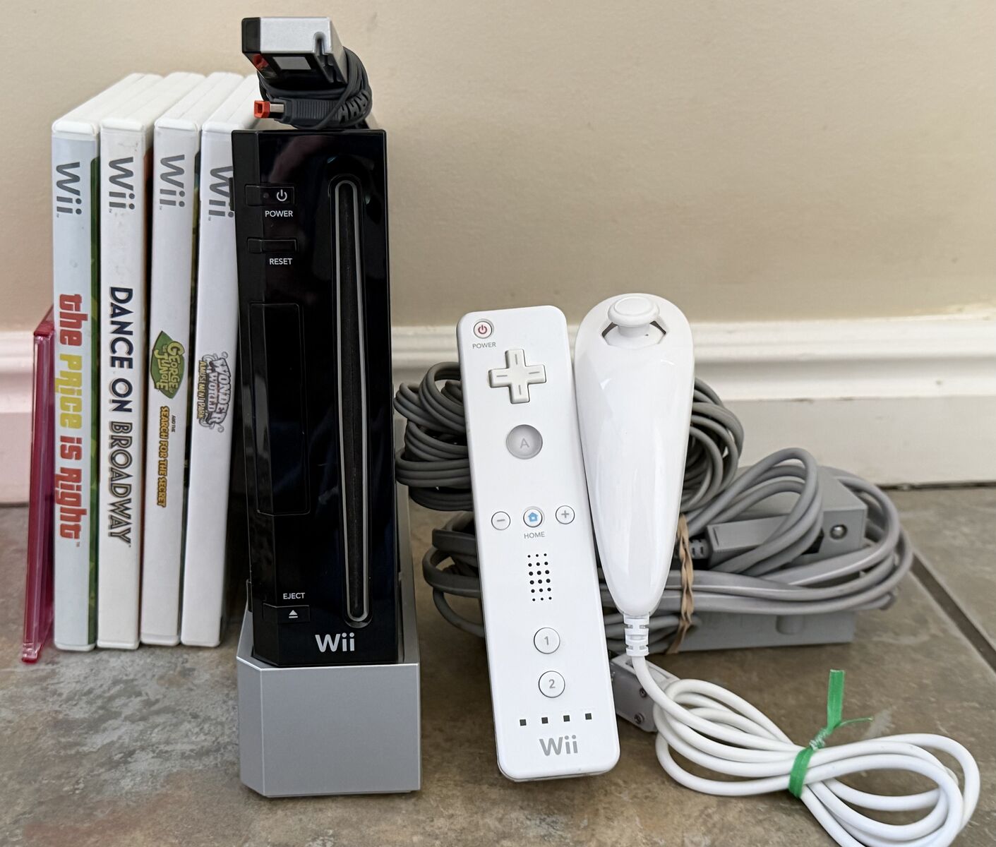 Nintendo Wii Bundle