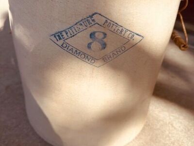 Pittsburg Pottery Co Diamond Brand 8 gal