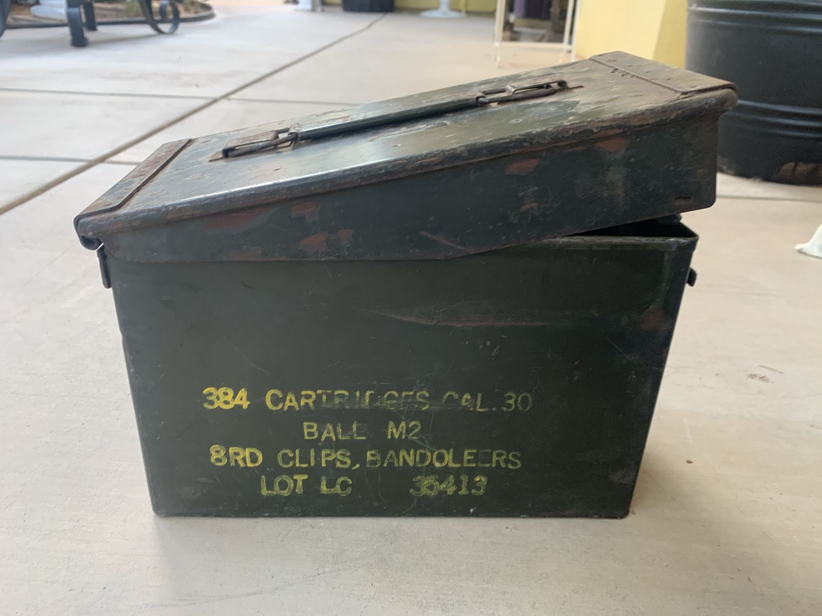 Vintage Military Green Metal .30 Caliber Ammunition Box - Watertight Seal & Sturdy Latch