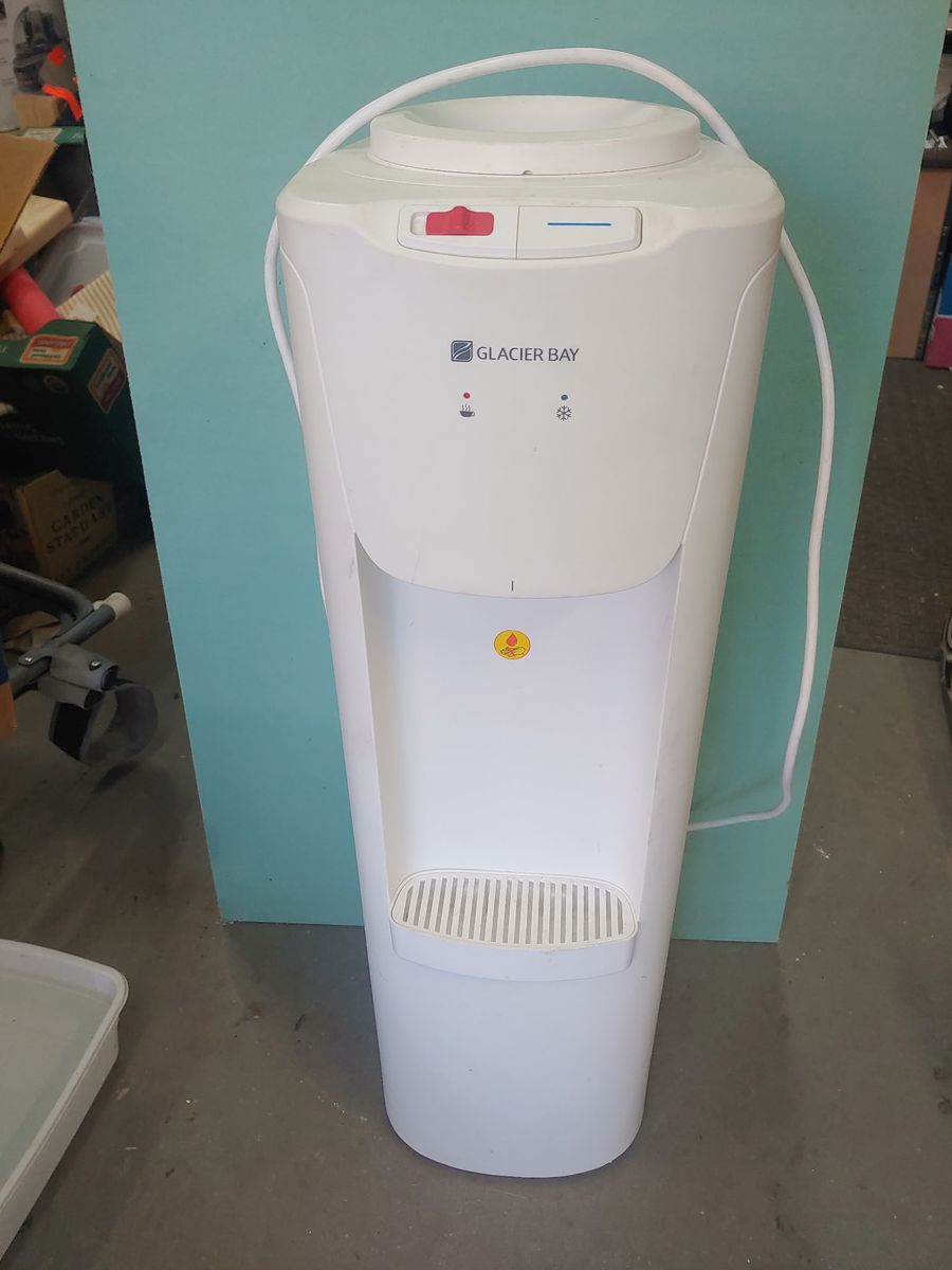 Hot & Cold water dispenser