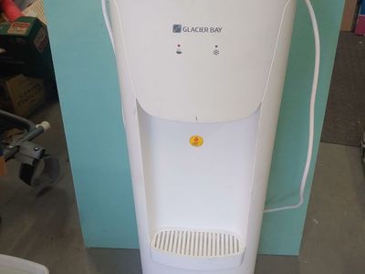 Hot & Cold water dispenser