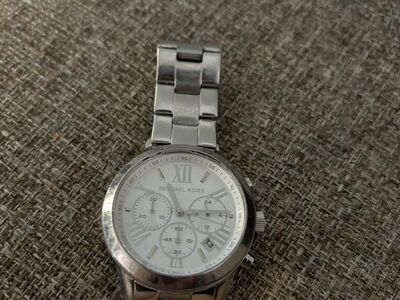 Like New Michael Kors Mk -6127 Watch