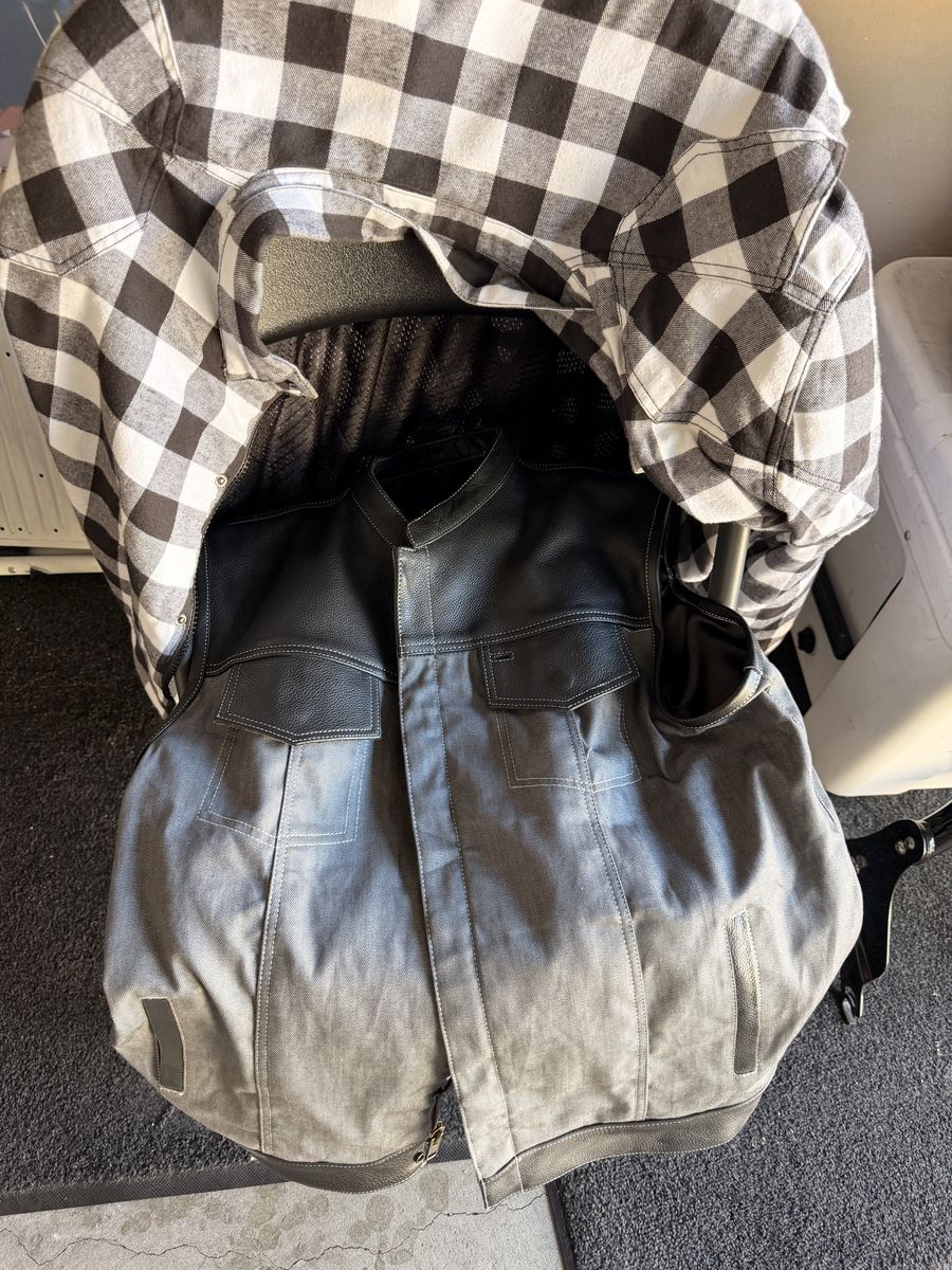 Main image 7