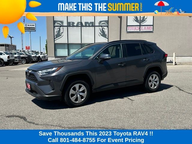 2023 Toyota RAV4 XLE