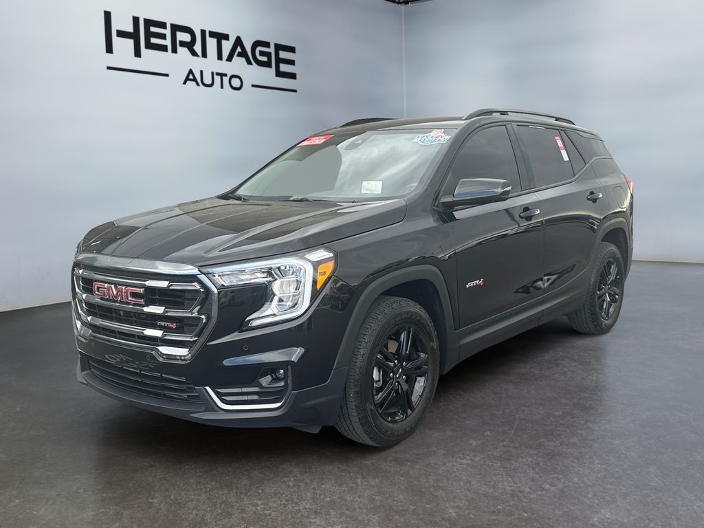 2024 GMC Terrain AT4