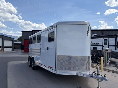 2026 Featherlite Trailers 3 Horse Slant Trailer