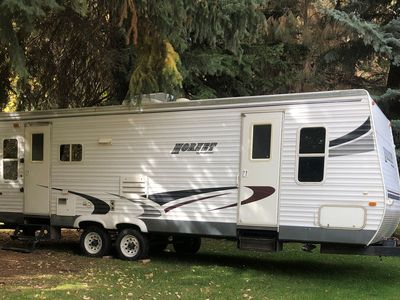 Keystone Hornet Deluxe Travel Trailer 2006