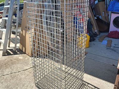 Metal display rack
