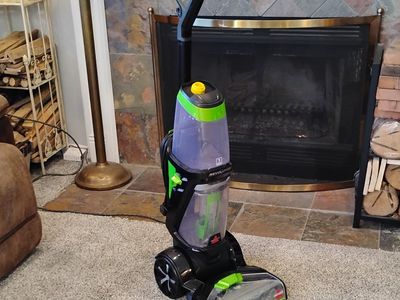 Bissell revolutionary pet pro 2X carpet cleaner