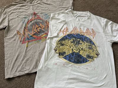 Def Leppard shirts size S/M