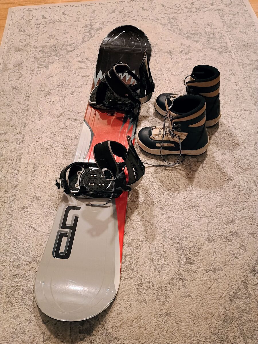Hawk Snowboard with Bindings and Boots