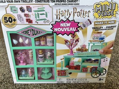 Harry Potter Honeydukes trolley miniverse