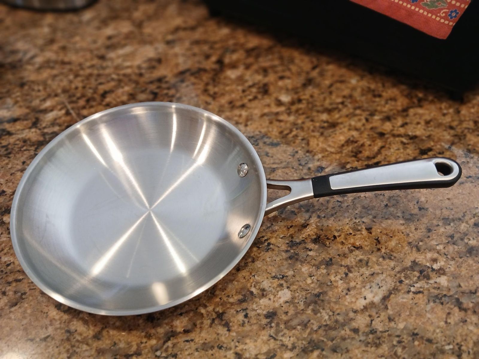 Calphalon Stainless Steel 8-Inch Omelet Fry Pan  BUNDLE & SAVE 50% !