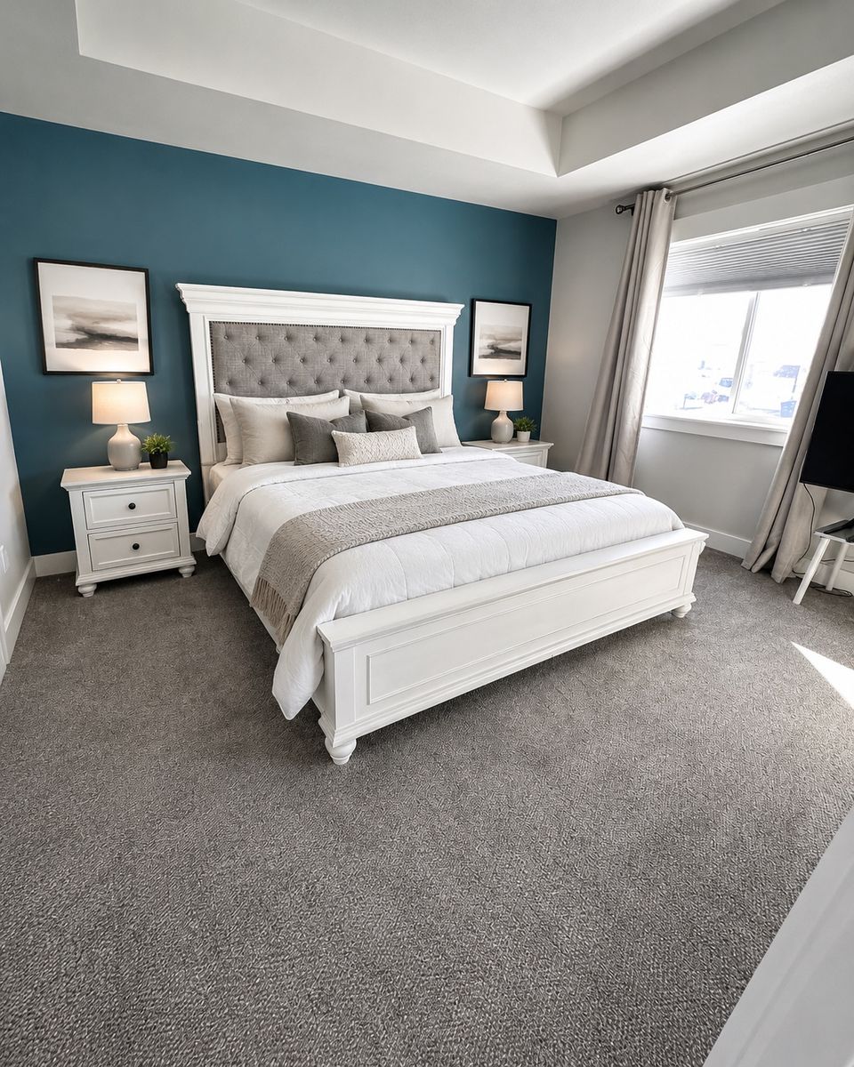 Elegant King Size Upholstered Panel Bed Frame with Storage Bench - White Tufted Headboard